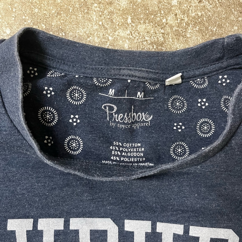Auburn University Group of 4 Women’s Tshirts - Picture 7 of 10